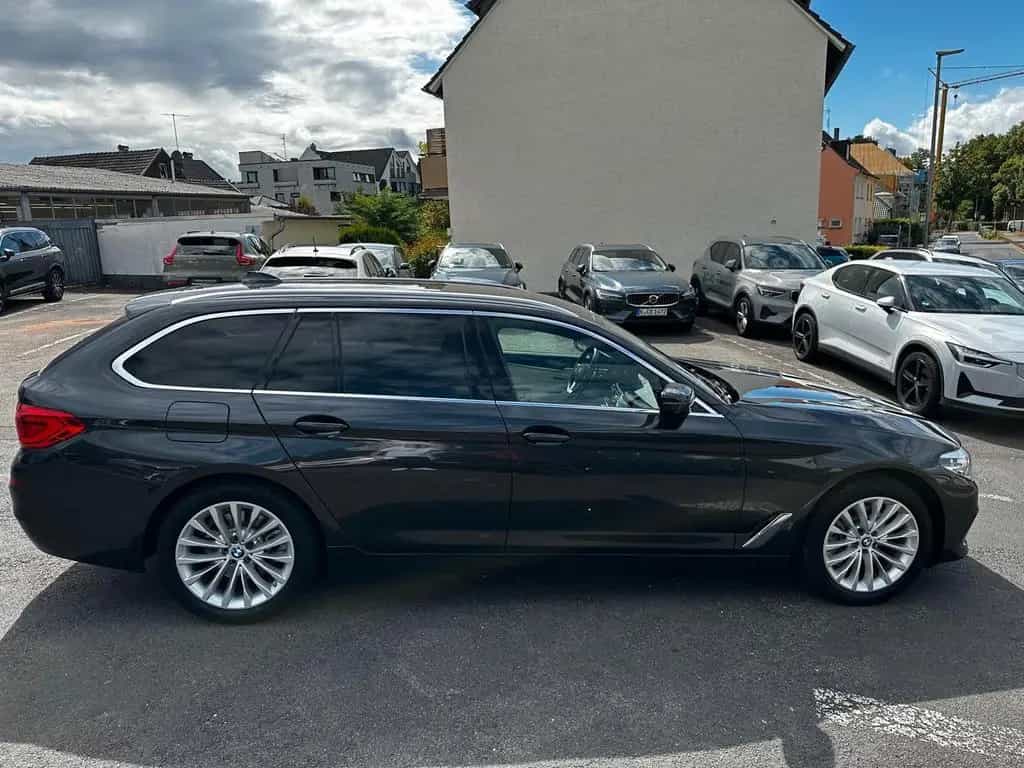 BMW 5 Series 520i Touring Luxury Line HiFi, Kamera, Keyless 12/2019-photo-4