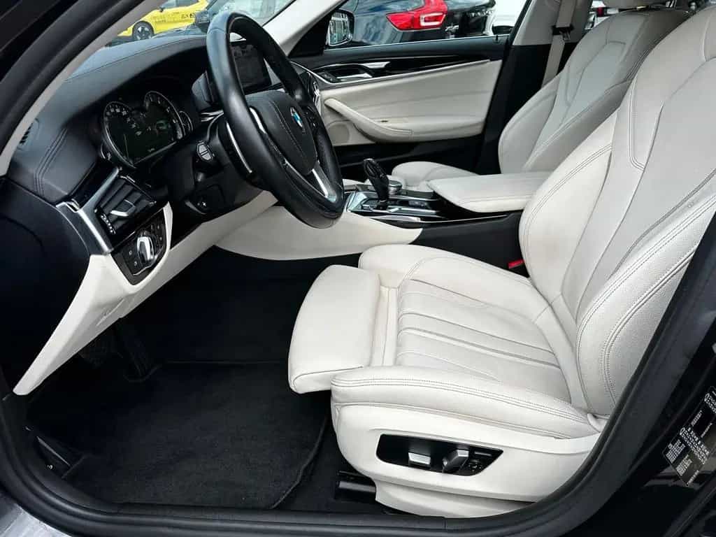 BMW 5 Series 520i Touring Luxury Line HiFi, Kamera, Keyless 12/2019-photo-9