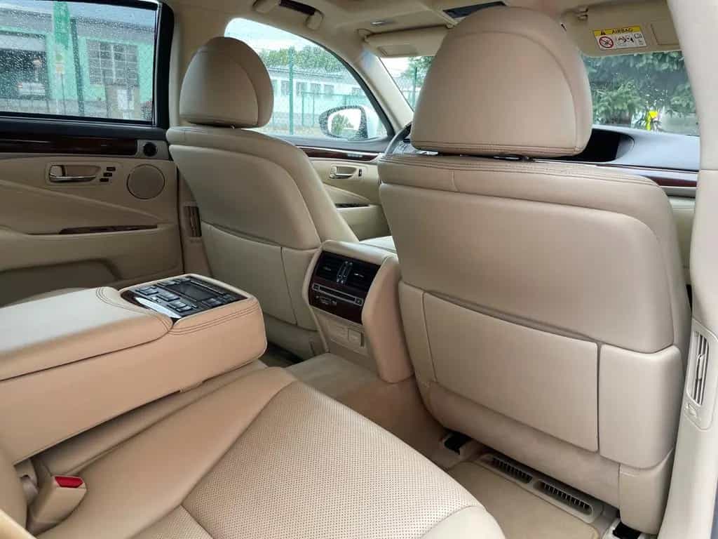 Lexus LS 600 h Luxury 04/2013-photo-13