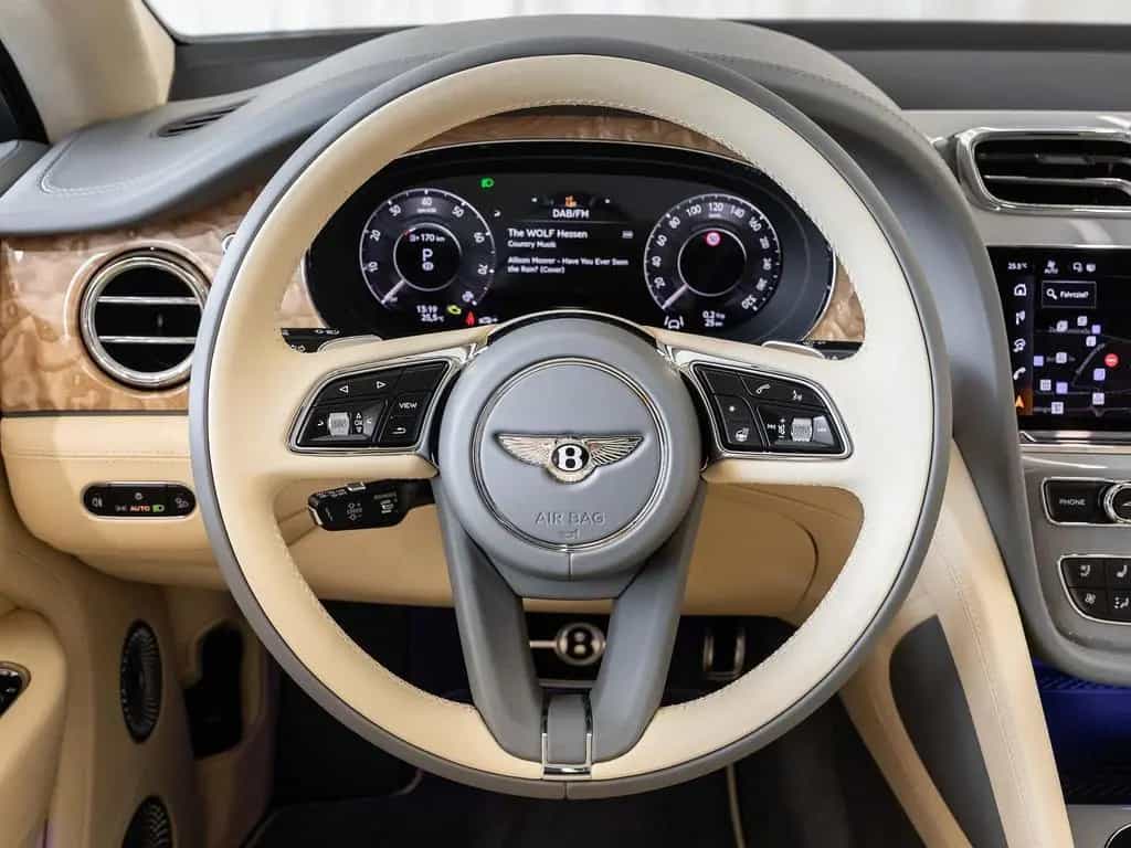 Bentley Bentayga Atelier Edition V8 von BENTLEY null-photo-10
