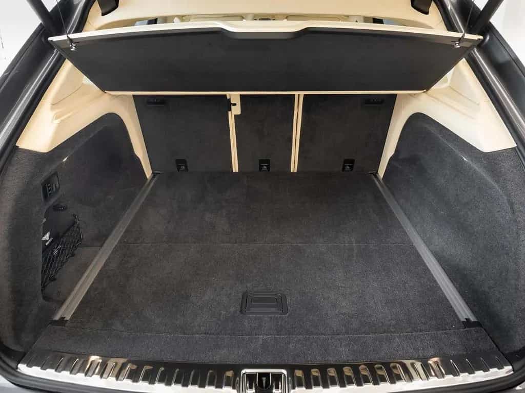 Bentley Bentayga Atelier Edition V8 von BENTLEY null-photo-23