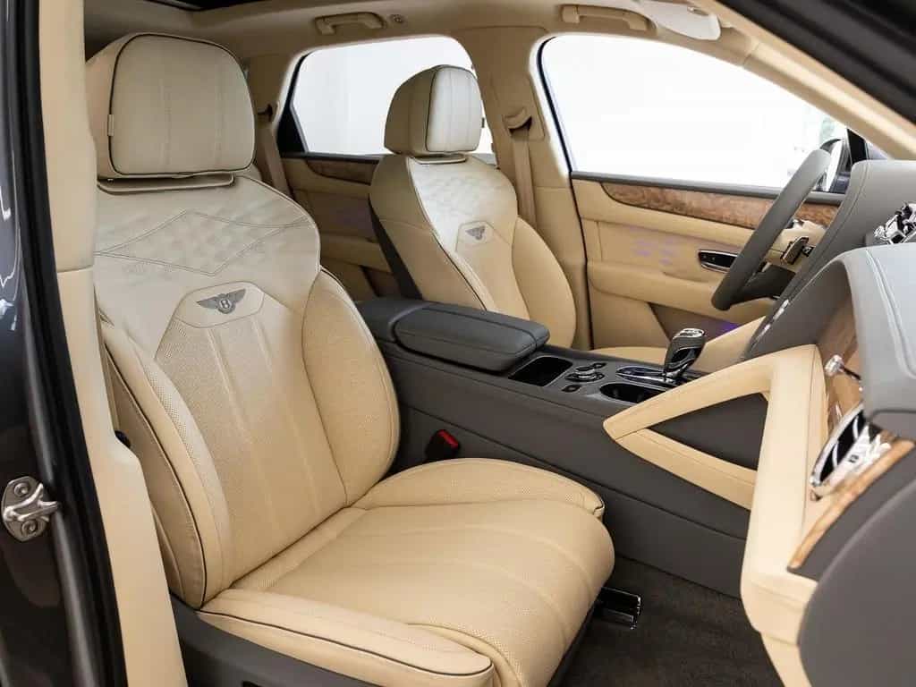 Bentley Bentayga Atelier Edition V8 von BENTLEY null-photo-25