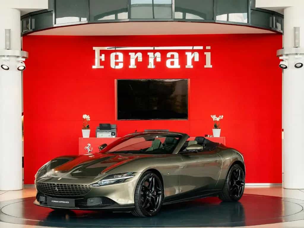 Ferrari Roma Spider MagneRide*360°-View*LED-Lenkrad 05/2024-photo-1
