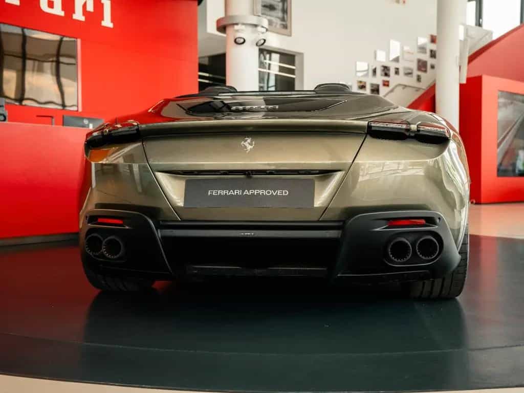 Ferrari Roma Spider MagneRide*360°-View*LED-Lenkrad 05/2024-photo-12