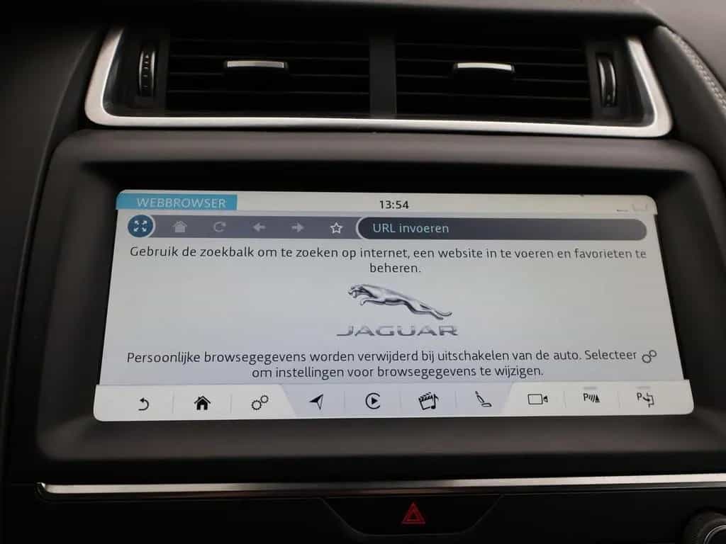 Jaguar E-Pace 2.0 TURBO P250 AWD R-DYNAMIC SE + PANORAM 01/2019-photo-40