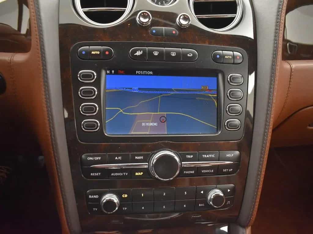Bentley Continental Flying Spur 6.0 W12 560 PK + Schiebe 05/2006-photo-28