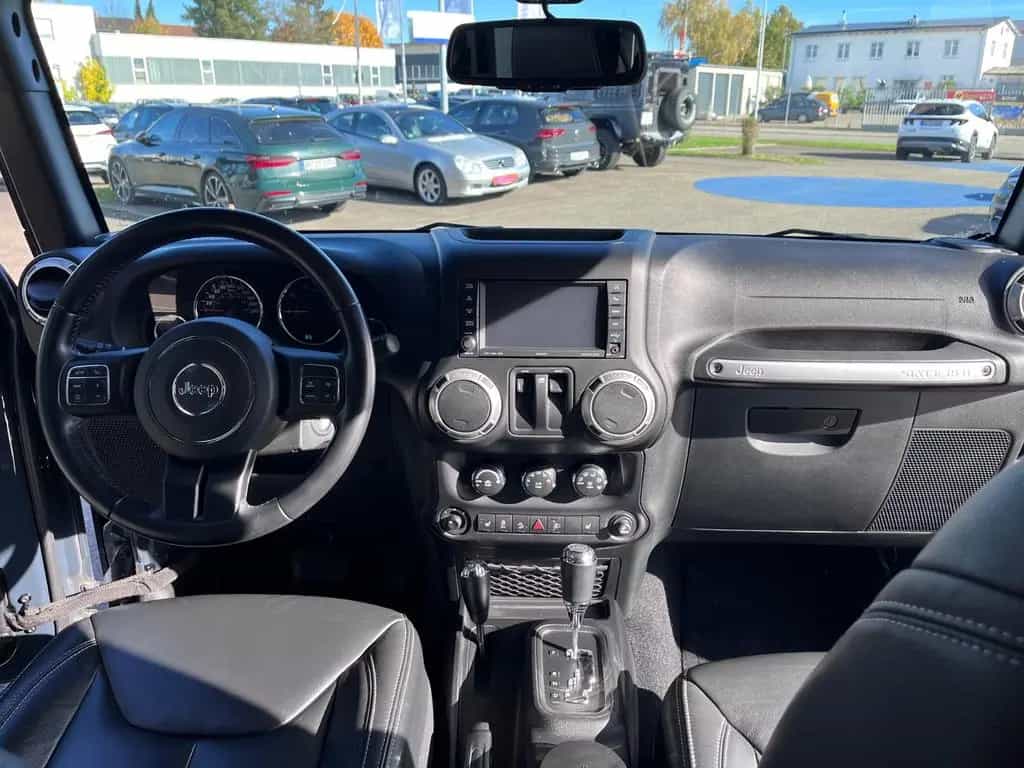 Jeep Wrangler Unlimited Sahara 2,8l CRD AUTOM. 05/2017-photo-15