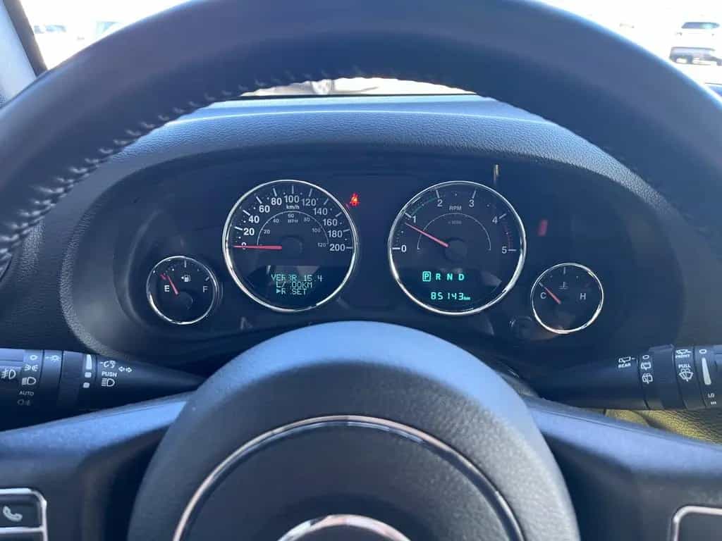 Jeep Wrangler Unlimited Sahara 2,8l CRD AUTOM. 05/2017-photo-16