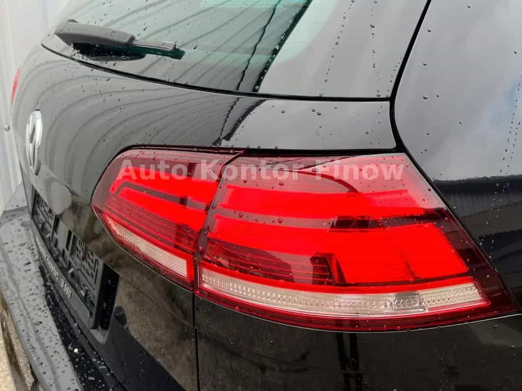Volkswagen Golf VII Variant Highline *LED*AHZV* 08/2018-photo-21
