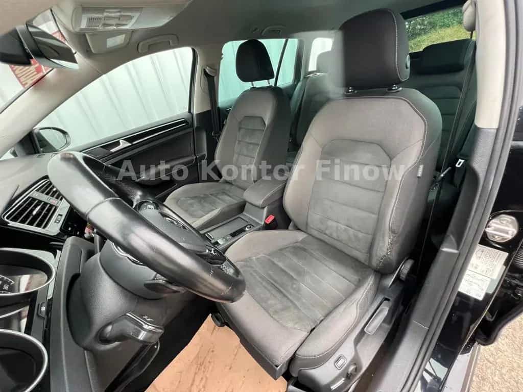Volkswagen Golf VII Variant Highline *LED*AHZV* 08/2018-photo-5