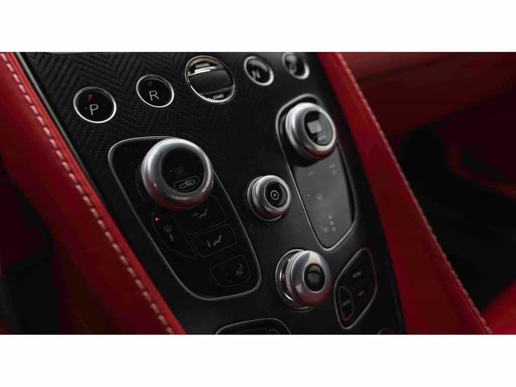 Aston Martin Vanquish Coupe 6.0 V12 Automatik Carbon B&O 01/2014-photo-13