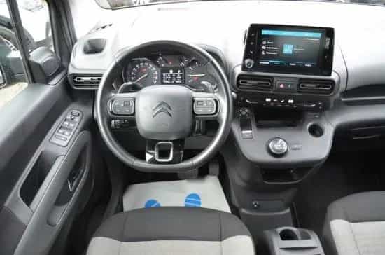 Citroën Berlingo 1.5 BlueHDi 130 FAP Shine XL 7 Sitze N 04/2020-photo-3