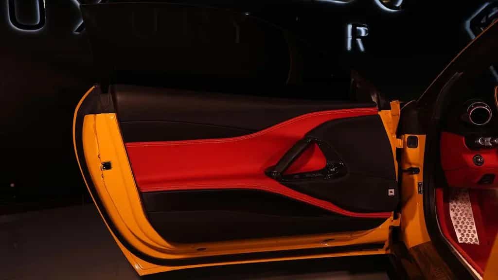 Ferrari 812 Superfast 01/2021-photo-9