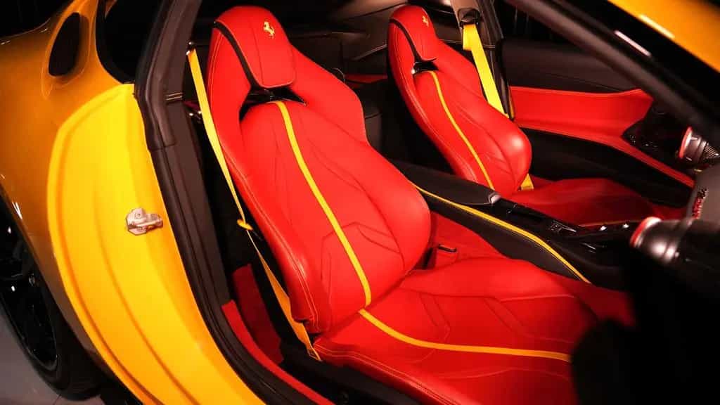 Ferrari 812 Superfast 01/2021-photo-17