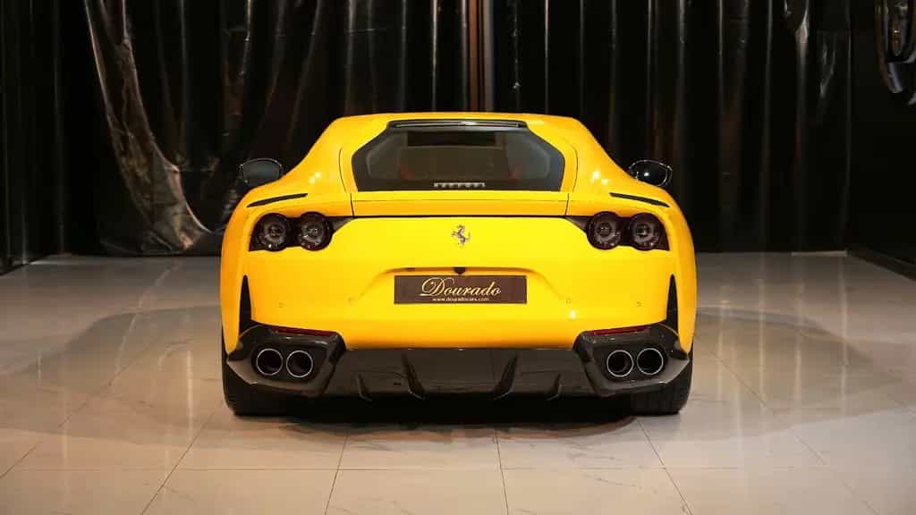 Ferrari 812 Superfast 01/2021-photo-4