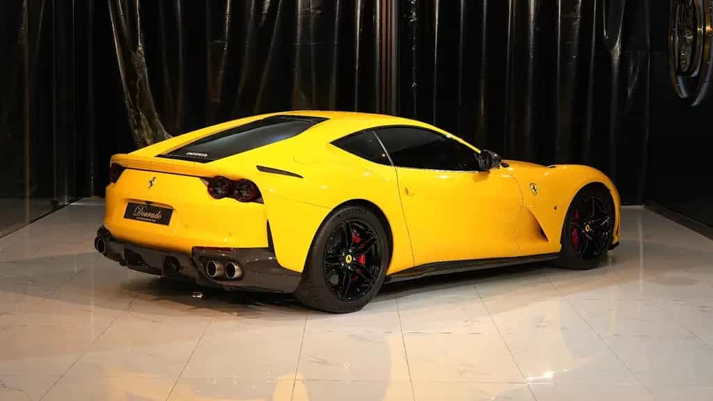 Ferrari 812 Superfast 01/2021-photo-5