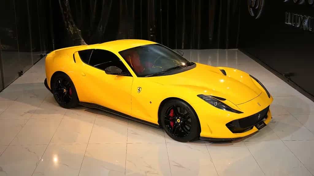 Ferrari 812 Superfast 01/2021-photo-7