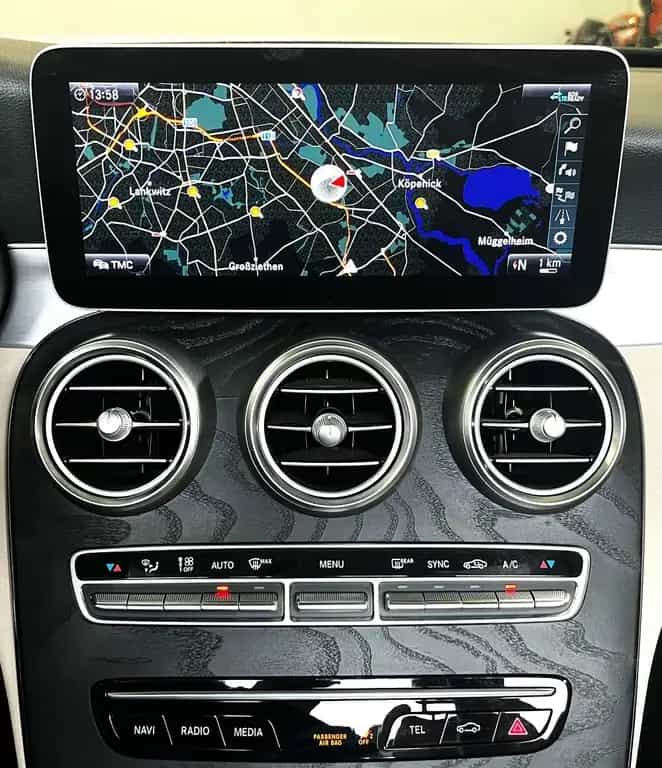 Mercedes-Benz C 300 Cabrio AMG-LINE NAVI MILD-HYBRID KEYLESS 01/2020-photo-11