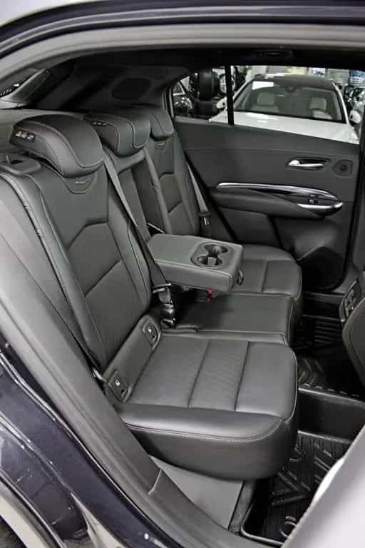 Cadillac XT4 350T AWD LUXURY PANO KAMERA TOTW SPUR BOSE 10/2022-photo-20