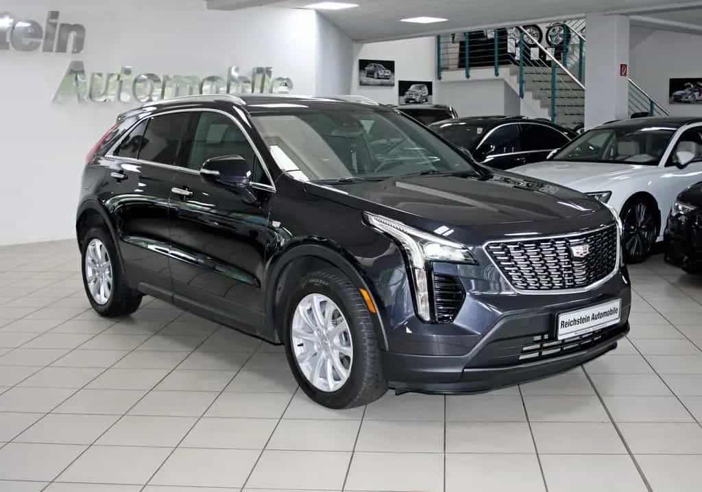 Cadillac XT4 350T AWD LUXURY PANO KAMERA TOTW SPUR BOSE 10/2022-photo-3