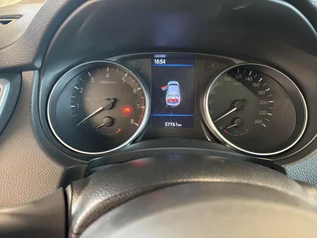 Nissan Qashqai 1.3 DIG-T N-Connecta PANO+NAVI+TEMPOMAT 11/2020-photo-19