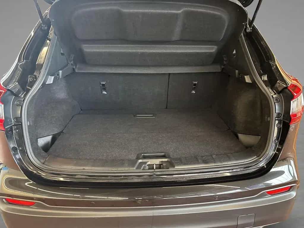 Nissan Qashqai 1.3 DIG-T N-Connecta PANO+NAVI+TEMPOMAT 11/2020-photo-8