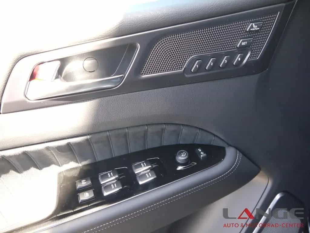KGM Rexton 2.2 e-XDi AWD Lux 3,5t Anhängelast 360 Ka 11/2025-photo-12