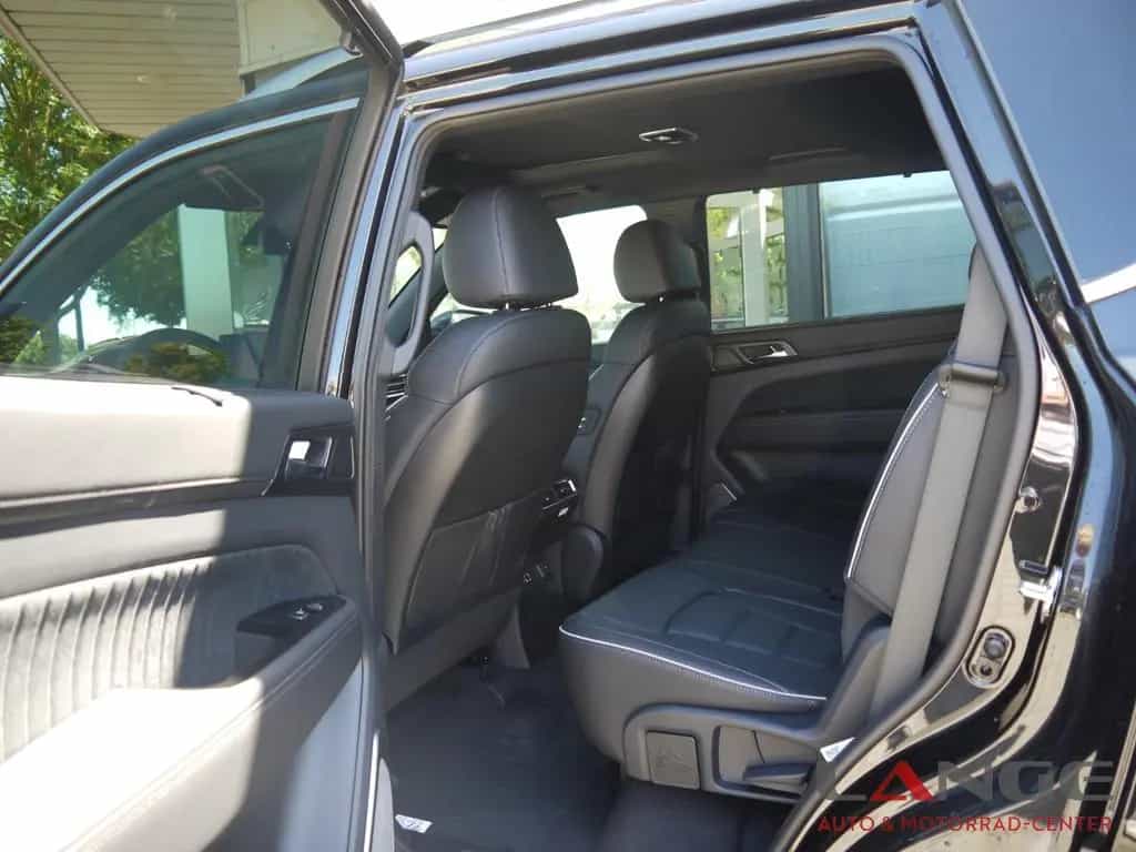 KGM Rexton 2.2 e-XDi AWD Lux 3,5t Anhängelast 360 Ka 11/2025-photo-9