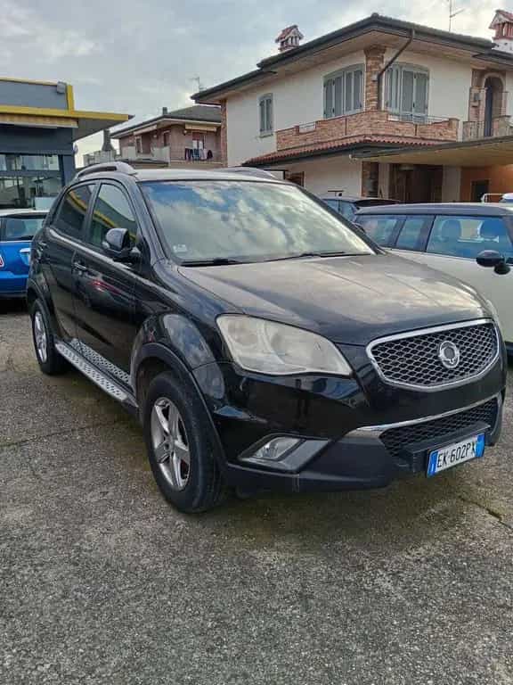 Ssangyong Korando 2.0 e-XDi 175 CV AWD AT Classy 07/2011-photo-2