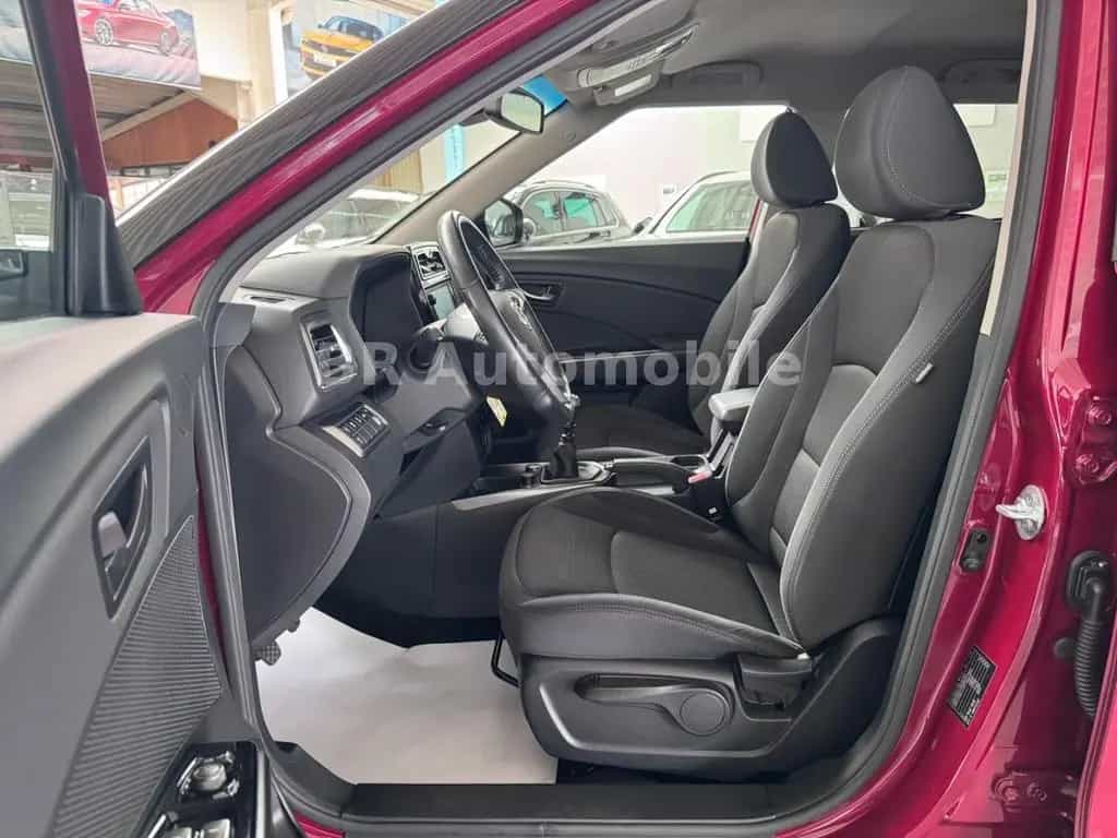 Ssangyong Tivoli 1.5 T-GDi Amber 2WD*1.Hand*Navi*Kamera 11/2019-photo-13