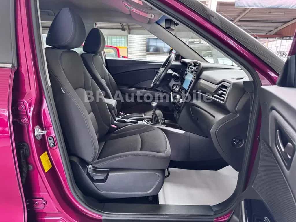 Ssangyong Tivoli 1.5 T-GDi Amber 2WD*1.Hand*Navi*Kamera 11/2019-photo-14