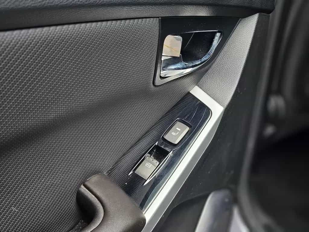 Ssangyong Korando 4x2 Navi Lagergeräusche 12/2019-photo-32
