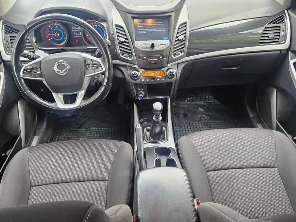 Ssangyong Korando 4x2 Navi Lagergeräusche 12/2019-photo-8