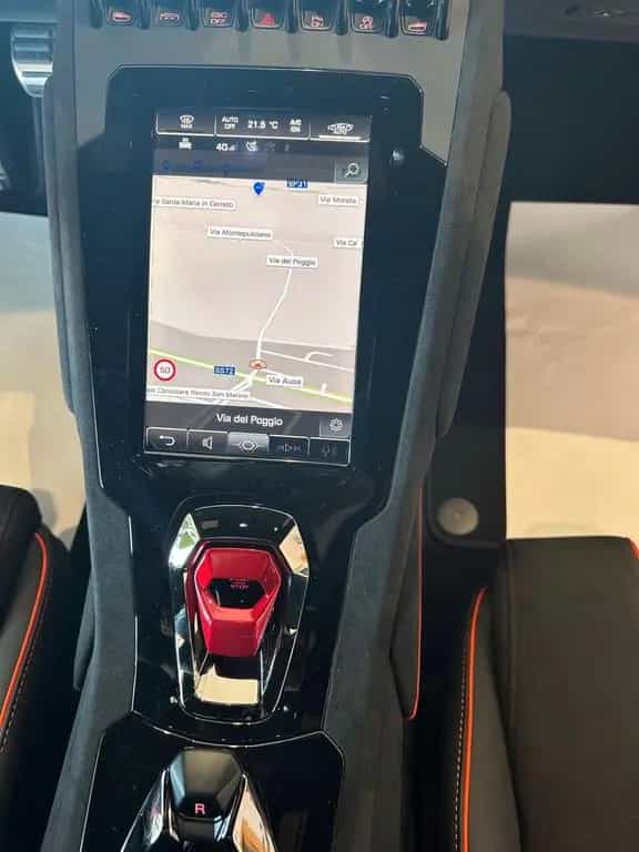 Lamborghini Huracan STERRATO 03/2025-photo-12
