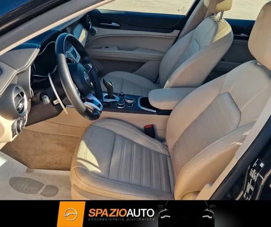 Alfa Romeo Stelvio 2.2 Turbodiesel 160 CV AT8 *T 05/2021-photo-4