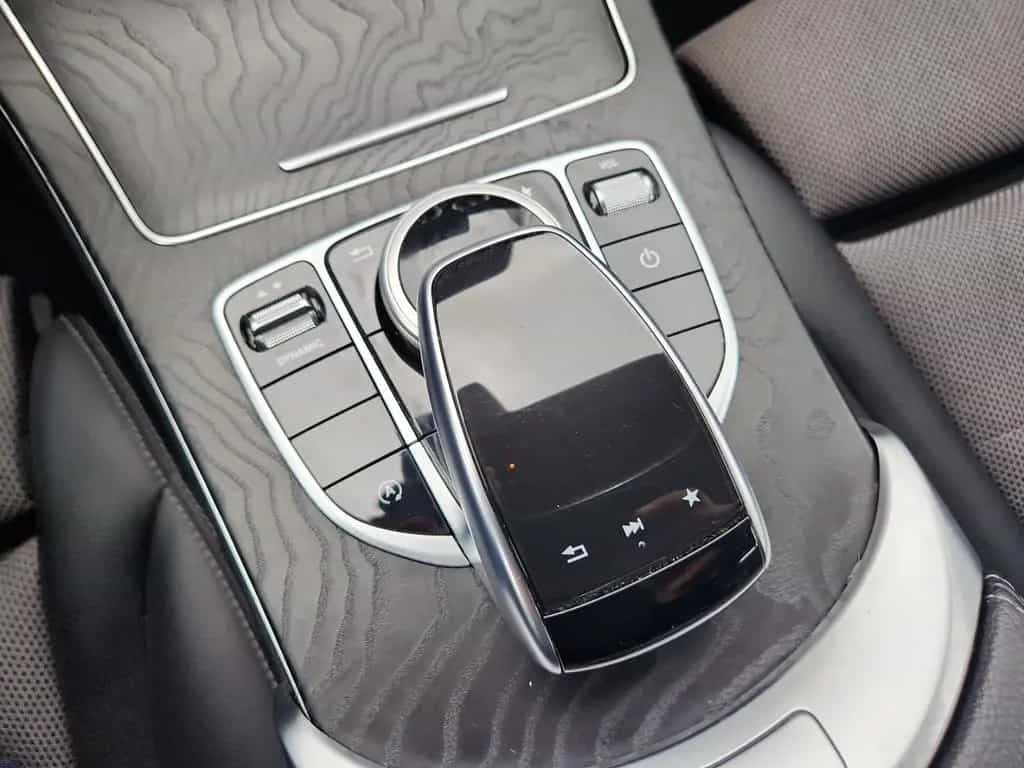 Mercedes-Benz C-Class 220 d T AMG Distronic LED Navi Ambiente Sitzh. 05/2018-photo-19