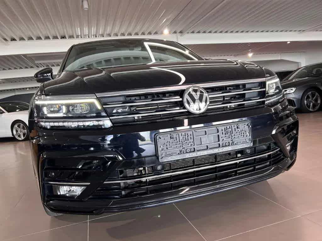 Volkswagen Tiguan 2.0TSI DSG 4MOTION Highline R-LINE AHK 02/2019-photo-11