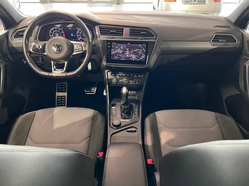 Volkswagen Tiguan 2.0TSI DSG 4MOTION Highline R-LINE AHK 02/2019-photo-21