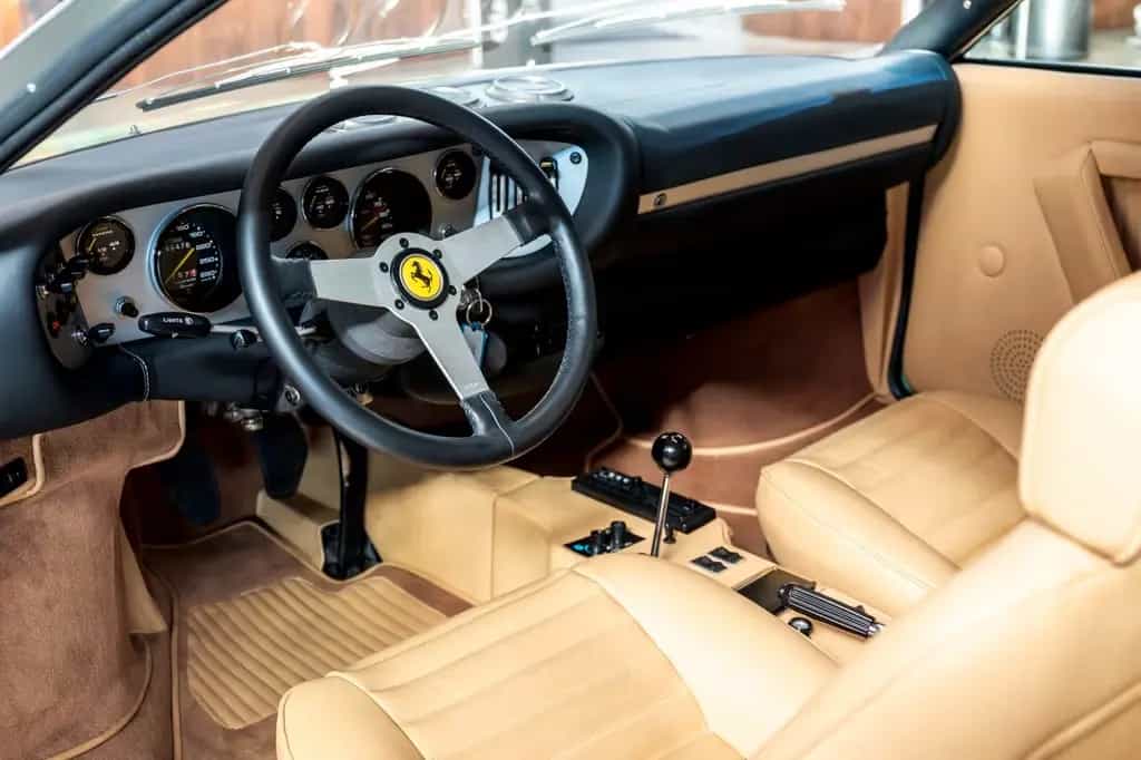 Ferrari 308 Dino GT4 Bertone I 1. Hand 05/1975-photo-7