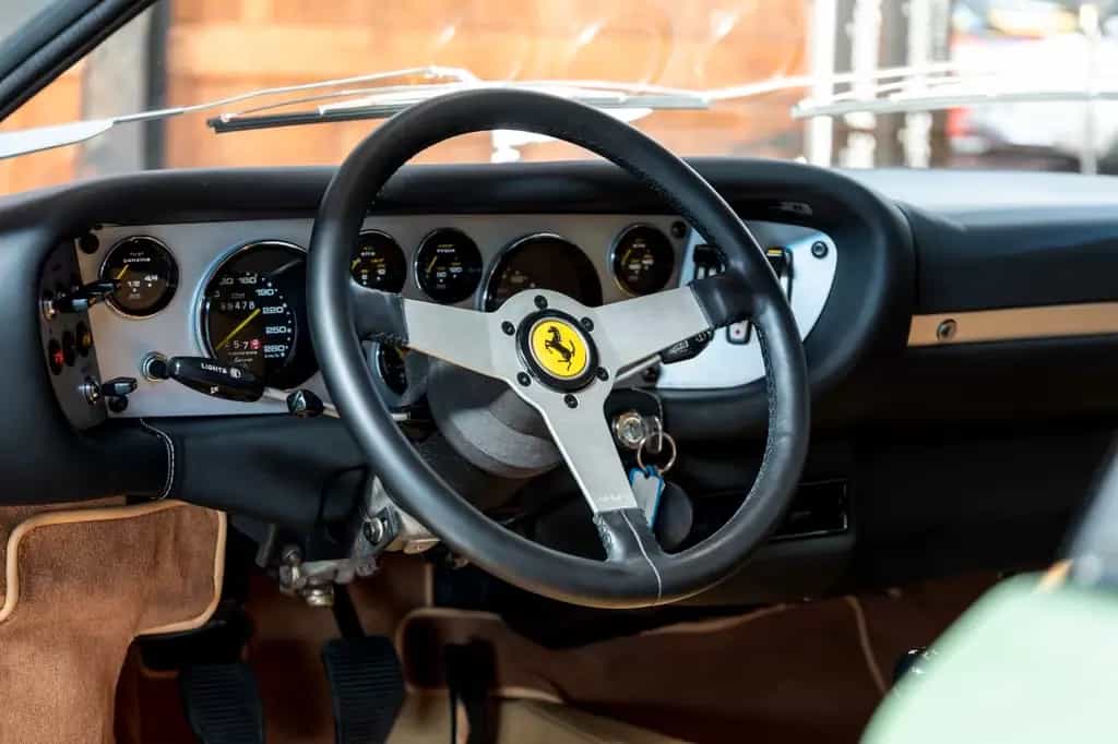 Ferrari 308 Dino GT4 Bertone I 1. Hand 05/1975-photo-9