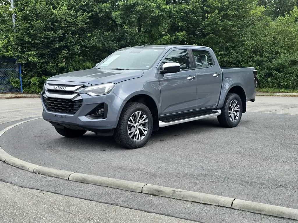 Isuzu D-Max LSE Double Cab 4WD Leder Sofort Lieferbar null-photo-0
