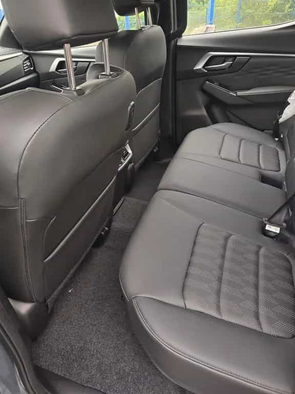 Isuzu D-Max LSE Double Cab 4WD Leder Sofort Lieferbar null-photo-7