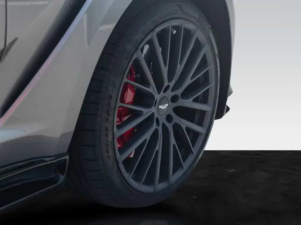 Aston Martin DBX 707 | Bowers& Wlkins |  Carbon Exterior Pack 07/2025-photo-12
