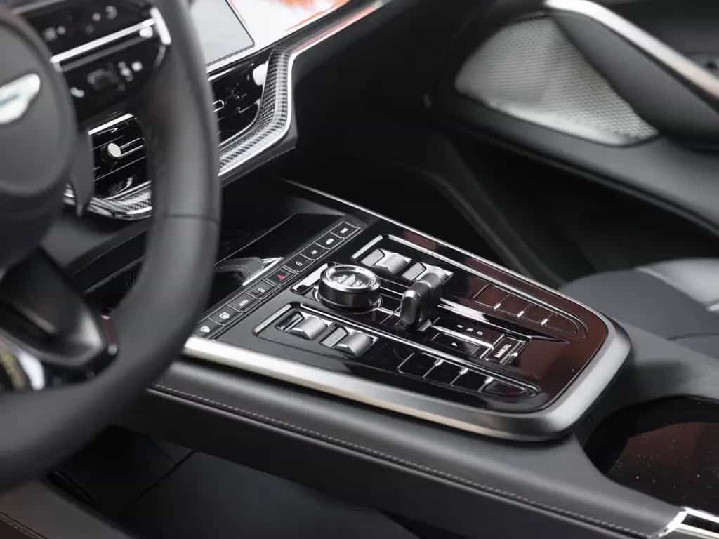 Aston Martin DBX 707 | Bowers& Wlkins |  Carbon Exterior Pack 07/2025-photo-16