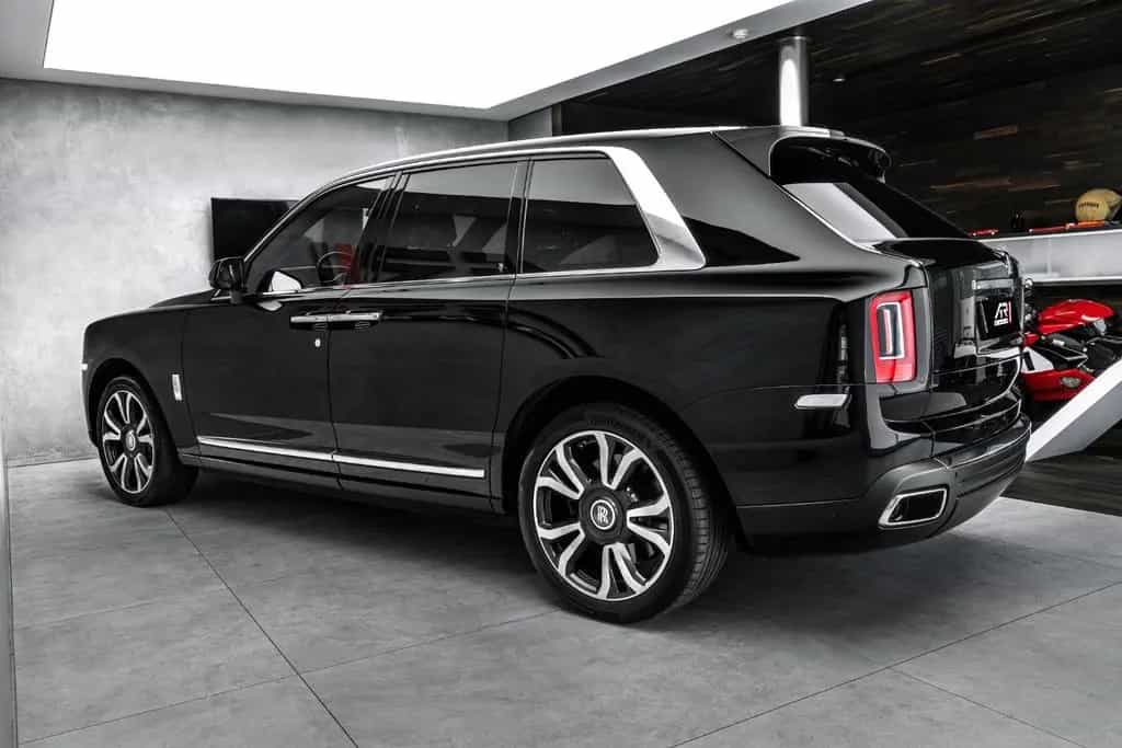 Rolls-Royce Cullinan *Night*Asists*AHK*360° 09/2020-photo-4
