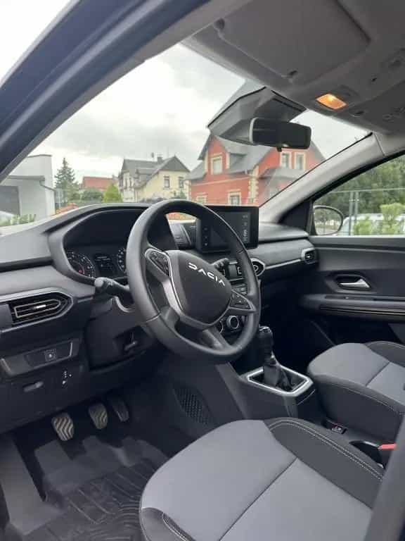 Dacia Jogger TCe 110 (7-Sitzer) Extreme+ 11/2024-photo-6