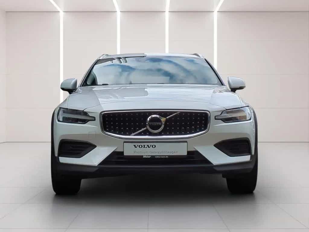 Volvo V60 Cross Country B4 AWD *BLIS*Kamera*Pano*Winte 02/2021-photo-1