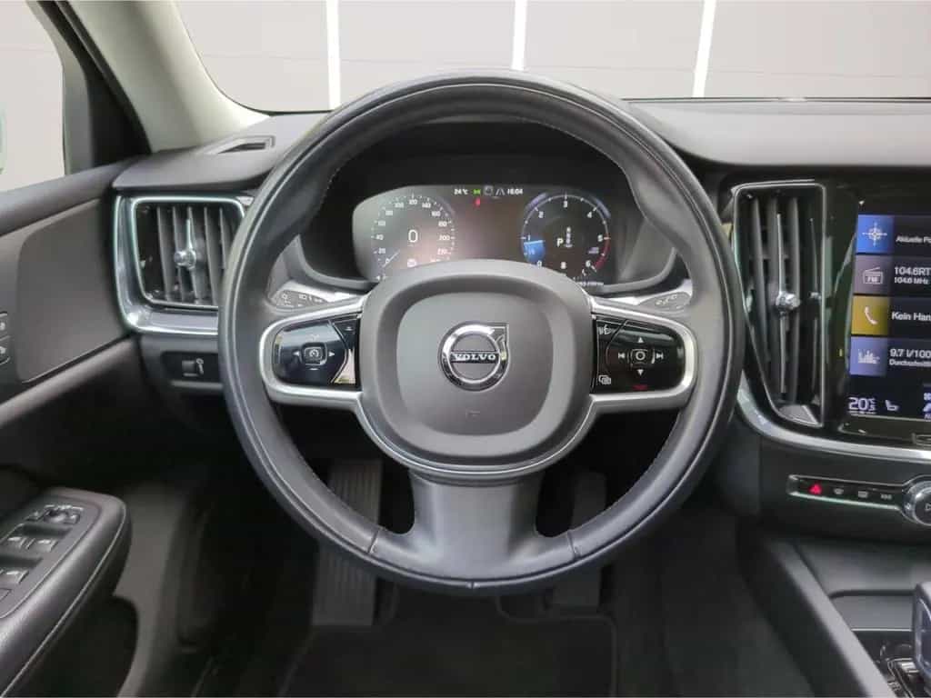 Volvo V60 Cross Country B4 AWD *BLIS*Kamera*Pano*Winte 02/2021-photo-11