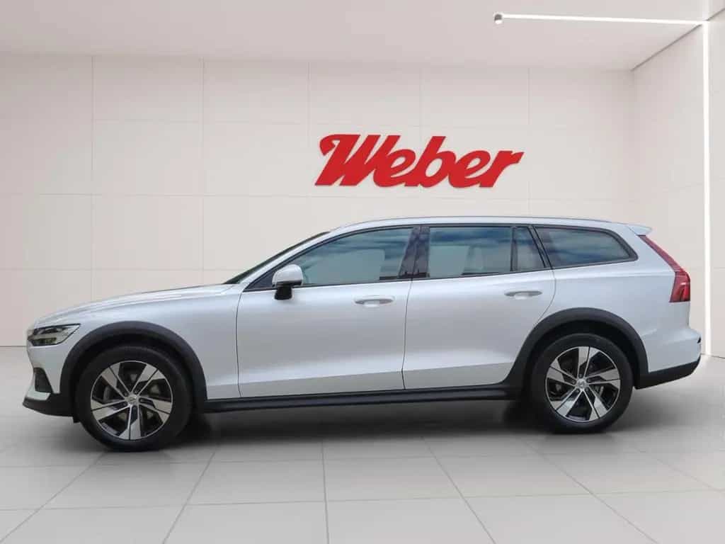 Volvo V60 Cross Country B4 AWD *BLIS*Kamera*Pano*Winte 02/2021-photo-2