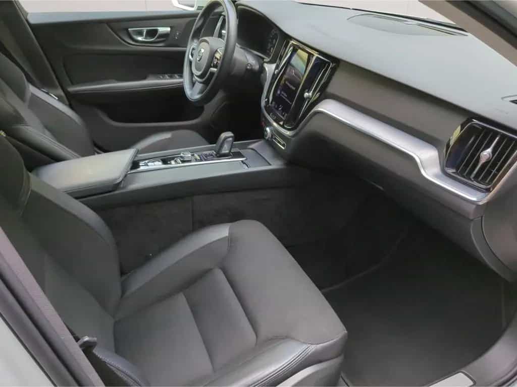 Volvo V60 Cross Country B4 AWD *BLIS*Kamera*Pano*Winte 02/2021-photo-24